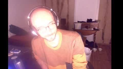 Snapshot of plsmakemynight chatting on 05.22.26 plsmakemynight online show from 05.22.26