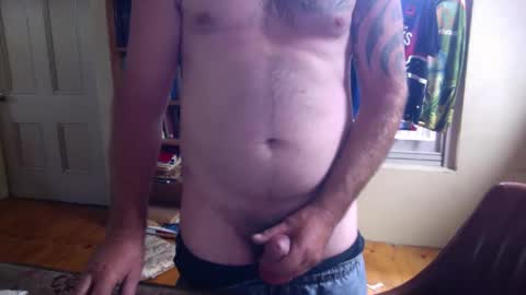 Snapshot of plugger79 chatting on 03.09.25 plugger79 online show from 03.09.25