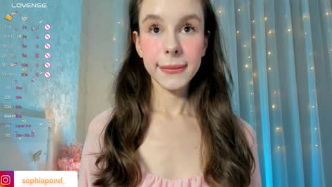 Snapshot of plusvibe chatting on 01.10.25 Sophie online show from 01.10.25