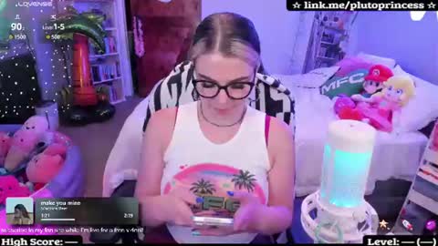 Snapshot of plutoprincess69 chatting on 07.28.26 Pluto Princess online show from 07.28.26