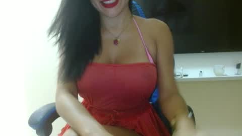 Snapshot of pocahontas261 chatting on 07.12.26 pocahontas online show from 07.12.26