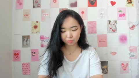 Snapshot of pocahontas654 chatting on 02.19.25 Erica online show from 02.19.25