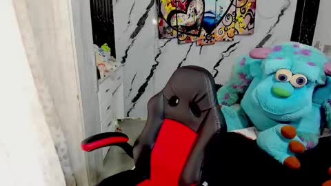 Snapshot of pocahontas_98113116 chatting on 10.04.25 lesly pagina azul pocahontas982 online show from 10.04.25