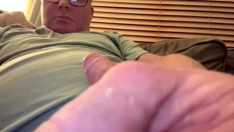 Snapshot of pod59 chatting on 11.24.25 pod59 online show from 11.24.25