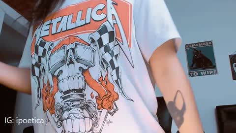 IG ipoetica  online show from 01.28.25