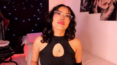 Snapshot of poison_willow chatting on 02.19.25 Willow Hours 12pm to 630pm Colombian time FRIDAY AND SUNDAY FREE DAYS online show from 02.19.25
