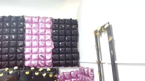 Snapshot of poisondost_hot chatting on 09.24.25 Aleja online show from 09.24.25