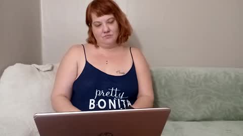 Snapshot of poisonivyvixen chatting on 01.03.25 Poison Ivy online show from 01.03.25