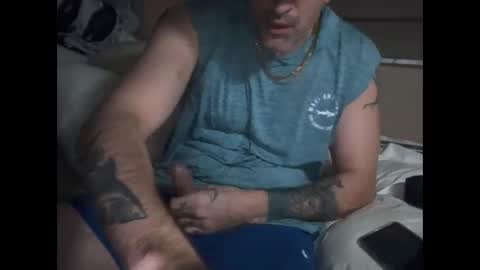 Snapshot of polishrifle3 chatting on 10.02.25 jaws online show from 10.02.25