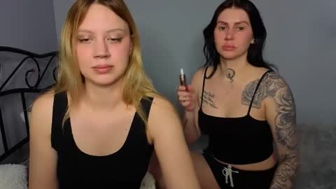 Snapshot of pollidollis chatting on 04.10.26 PolliNata online show from 04.10.26