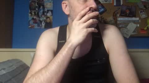 Snapshot of pollito1985 chatting on 03.19.26 DIEGO O DIEGUITO online show from 03.19.26