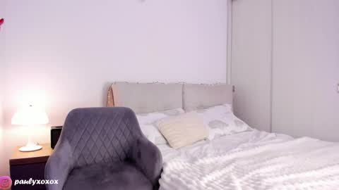 Snapshot of polly_____ chatting on 09.24.25 Polly online show from 09.24.25