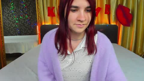 Polly online show from 02.05.25