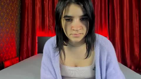 Polly online show from 09.29.25