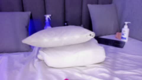 Snapshot of pollybabe_ chatting on 02.04.25 POLLY online show from 02.04.25