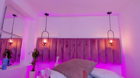 POLLY online show from 03.20.26