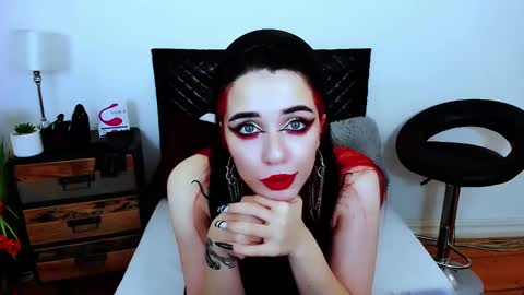 Polly online show from 12.30.24