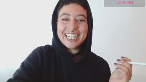 Poly online show from 03.05.25