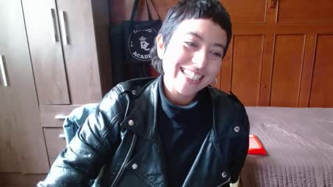 Poly online show from 03.07.25