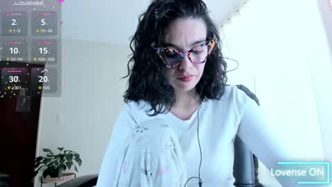 Snapshot of polybarnett chatting on 06.16.26 paulina barnett online show from 06.16.26