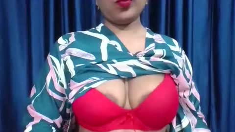 poojalady online show from 11.27.25