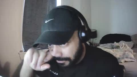 Snapshot of popfizzt chatting on 01.18.26 popfizzt online show from 01.18.26