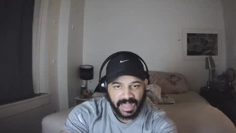 Snapshot of popfizzt chatting on 02.04.26 popfizzt online show from 02.04.26