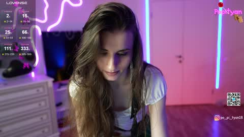 Snapshot of popityan chatting on 02.08.25 Louise see you on December 1 at 2200 UTC3 online show from 02.08.25