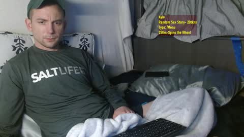 Snapshot of poppunk4life chatting on 03.02.25 Kyle online show from 03.02.25