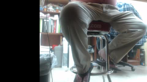 Snapshot of popstarbiker chatting on 01.25.25 Pop online show from 01.25.25