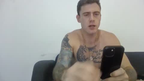 Snapshot of popstarpornstar chatting on 01.24.25 PopstarPornstar online show from 01.24.25