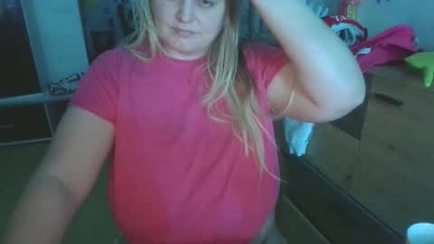 MelissOfficial online show from 04.10.26