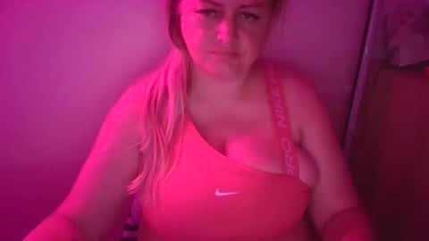 Snapshot of pornbusty chatting on 07.14.26 MelissOfficial online show from 07.14.26