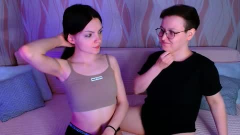 Snapshot of pornostendup chatting on 05.29.26 Ana and Tati online show from 05.29.26