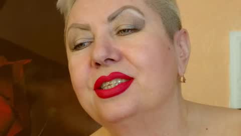 Snapshot of posh_lady chatting on 02.11.25 LADY POSH online show from 02.11.25