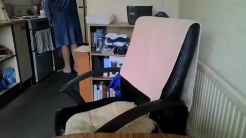 poshman65 online show from 10.03.25