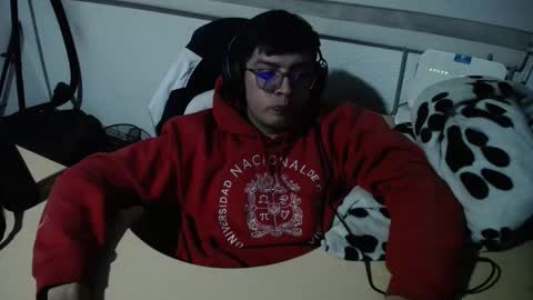 powerfulzeus2 online show from 09.19.25