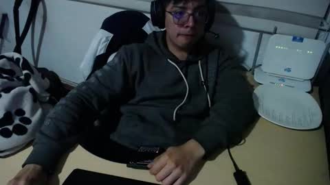 powerfulzeus2 online show from 09.27.25