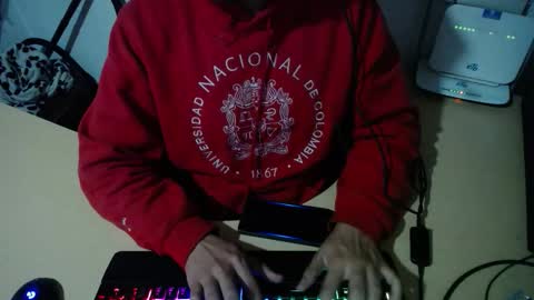 powerfulzeus2 online show from 09.30.25