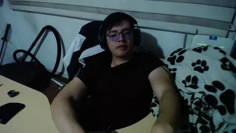 powerfulzeus2 online show from 10.01.25