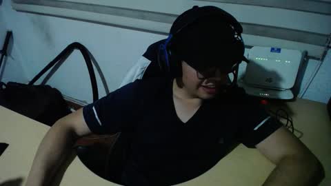 powerfulzeus2 online show from 10.08.25