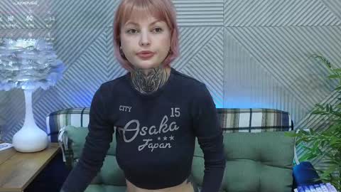 Snapshot of powerrr_ chatting on 02.24.26 Lola online show from 02.24.26