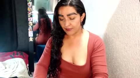 Snapshot of ppepittaaredd chatting on 01.01.25 maryana online show from 01.01.25