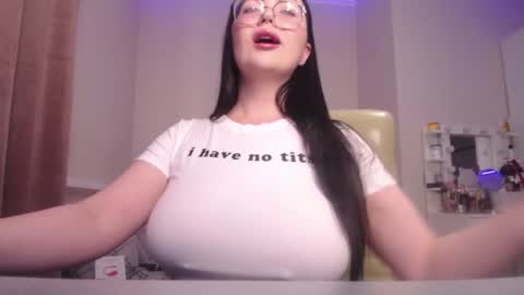 Lina online show from 03.09.25