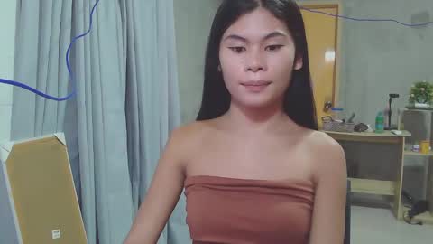 precious_athena online show from 02.08.25