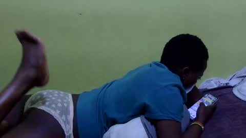 precious_nesh online show from 09.09.25