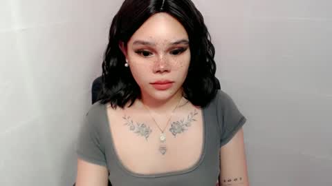 Snapshot of preciousangel69xxx chatting on 12.06.24 MAXXINE online show from 12.06.24