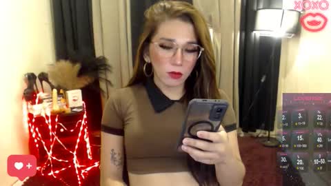 Snapshot of preciousrosedoll chatting on 11.06.25 Rosedoll online show from 11.06.25