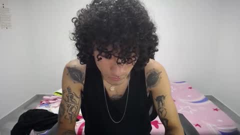 Plux online show from 10.01.25