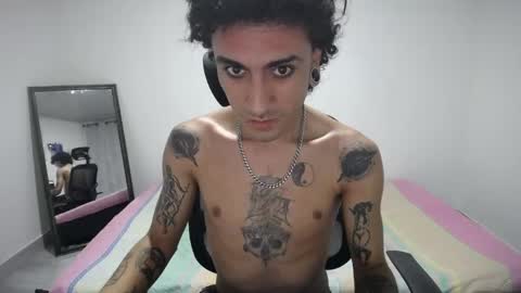 Plux online show from 04.23.26